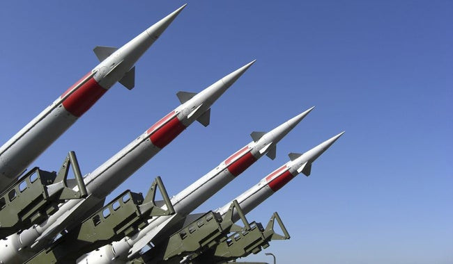 Επικίνδυνη κλιμάκωση: Η Βόρεια Κορέα «κλείδωσε» στα ραντάρ της τους πυρηνικούς αντιδραστήρες της Νότιας Κορέας και της Ιαπωνίας μετά την προσομοίωση επίθεσης από τη Σεούλ – Παίζουν με το «κόκκινο» κουμπί